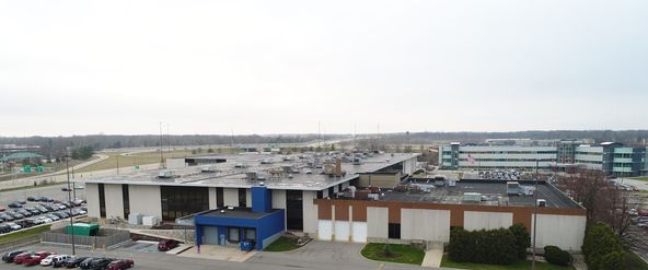 Magnavox Way Corporate Center: 1700 Magnavox Way, Fort Wayne, IN 46804